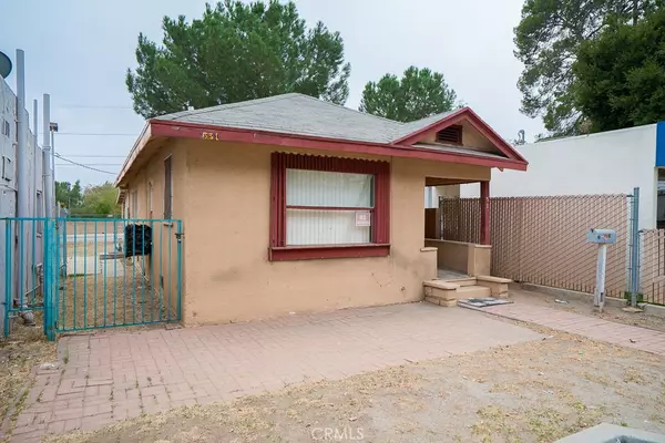 Beaumont, CA 92223,585 E 6th ST