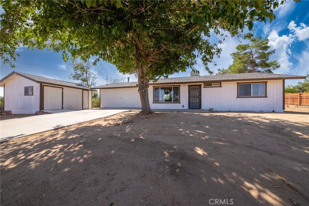 Hesperia, CA 92345,17569 Live Oak ST