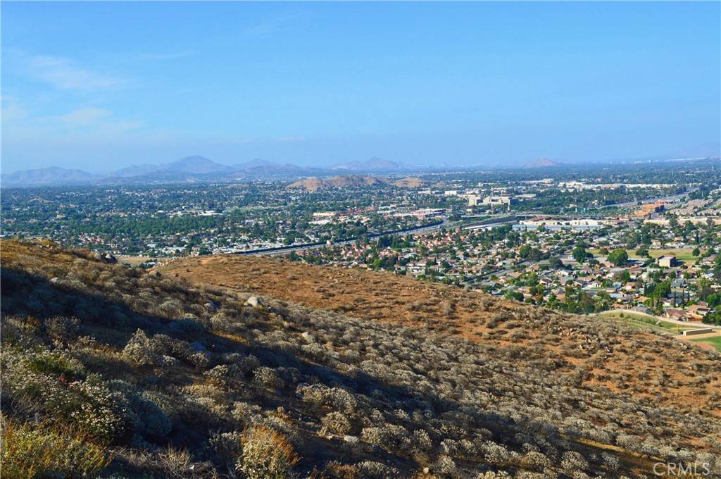0 Lakepoint DR, Riverside, CA 92503