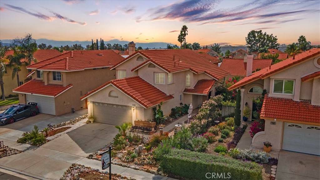 Fontana, CA 92336,7518 Plumaria DR