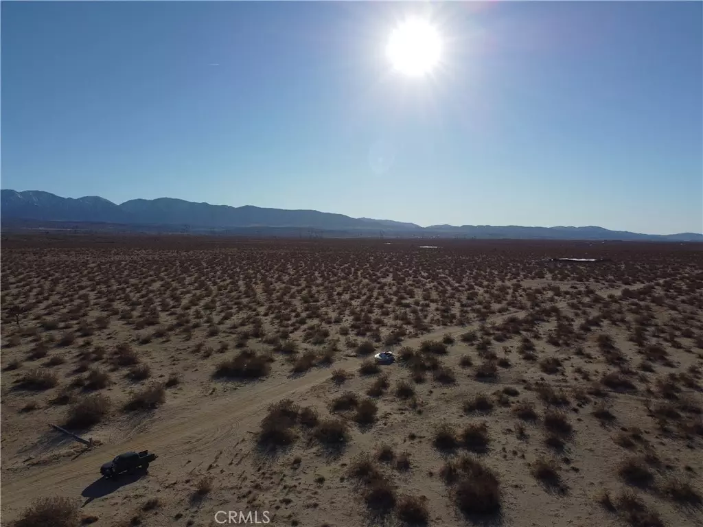 Palmdale, CA 93591,0 Vac/Vic Avenue T8/180 Ste