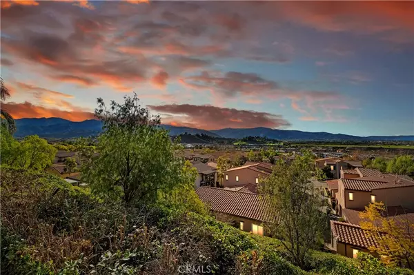 4332 Cantada DR, Corona, CA 92883