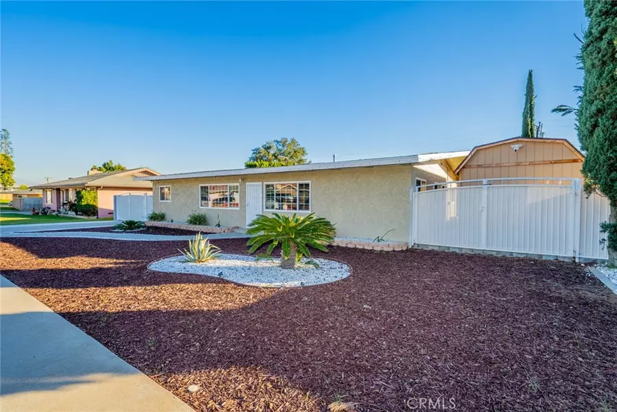 259 W Cascade DR, Rialto, CA 92376