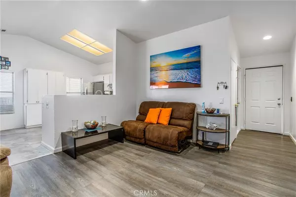 10738 Plainfield ST, Adelanto, CA 92301