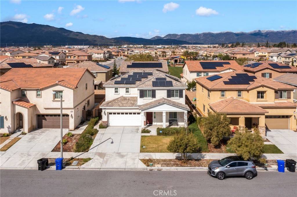Fontana, CA 92336,16768 Morning Dew LN