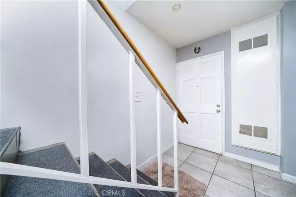 Anaheim, CA 92805,1142 S Clifpark CIR #24M