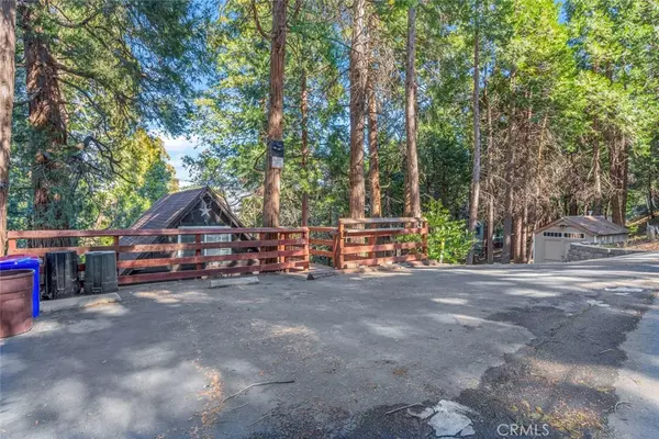 Crestline, CA 92325,803 High RD