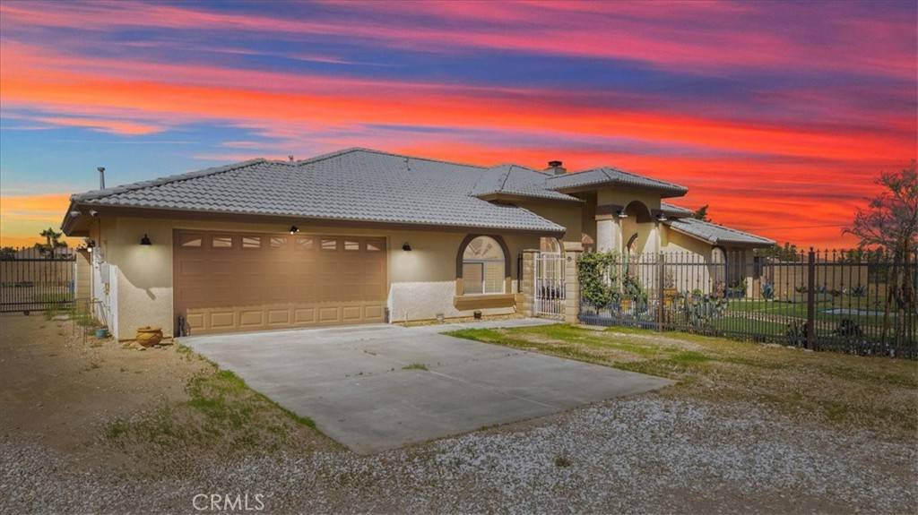 10686 Salem AVE, Oak Hills, CA 92344