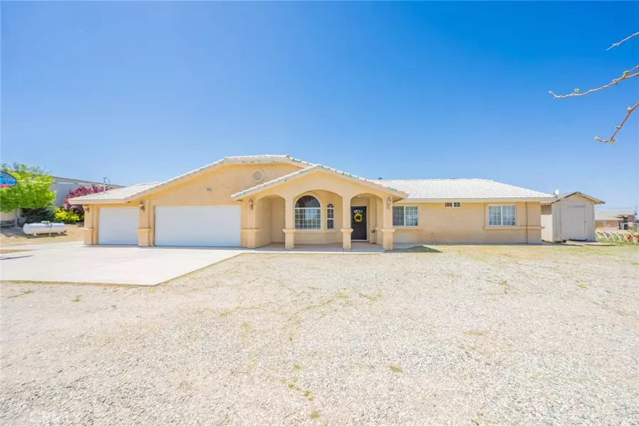 8996 Wilson Ranch RD, Phelan, CA 92371