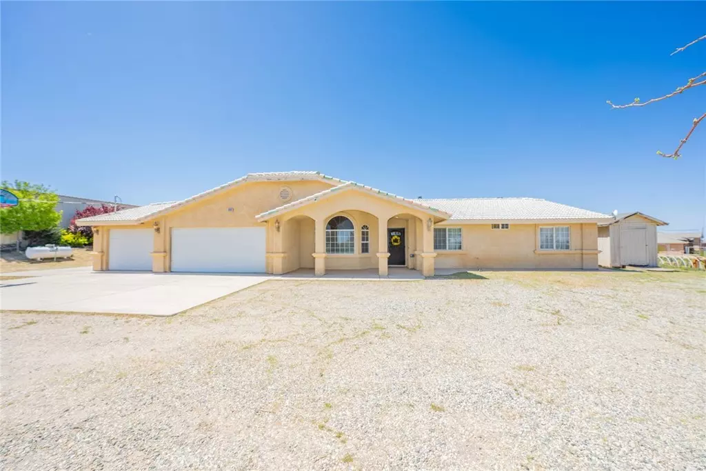 Phelan, CA 92371,8996 Wilson Ranch RD