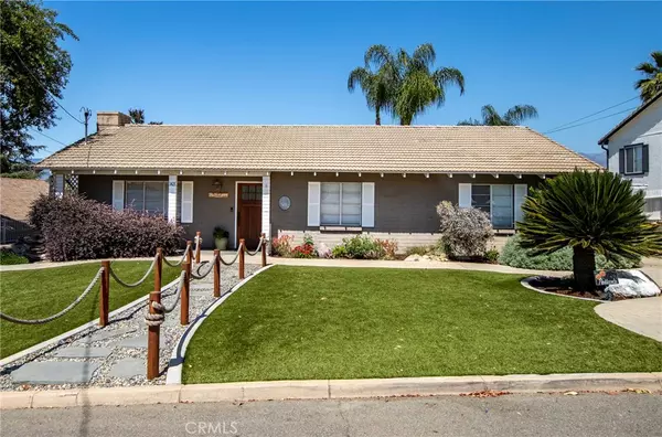 Redlands, CA 92373,1421 Pacific ST