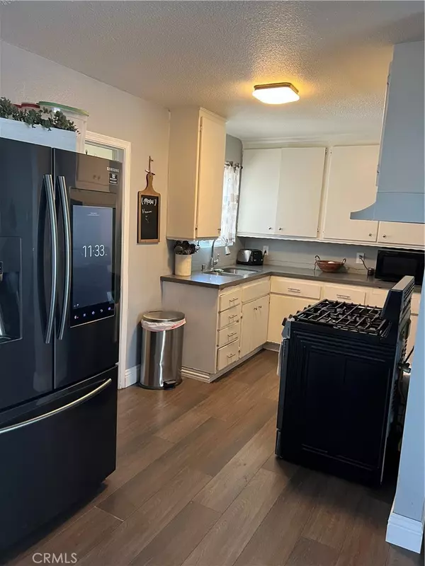 San Bernardino, CA 92410,25058 Vine ST