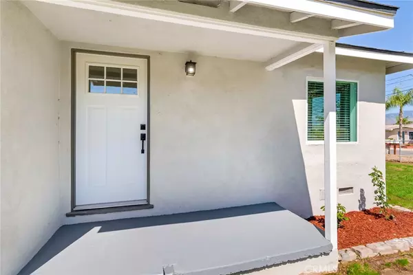Mentone, CA 92359,2098 Salerno AVE