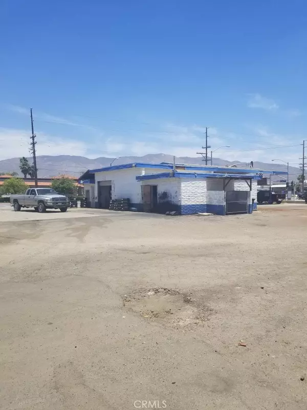 San Jacinto, CA 92583,700 S State ST