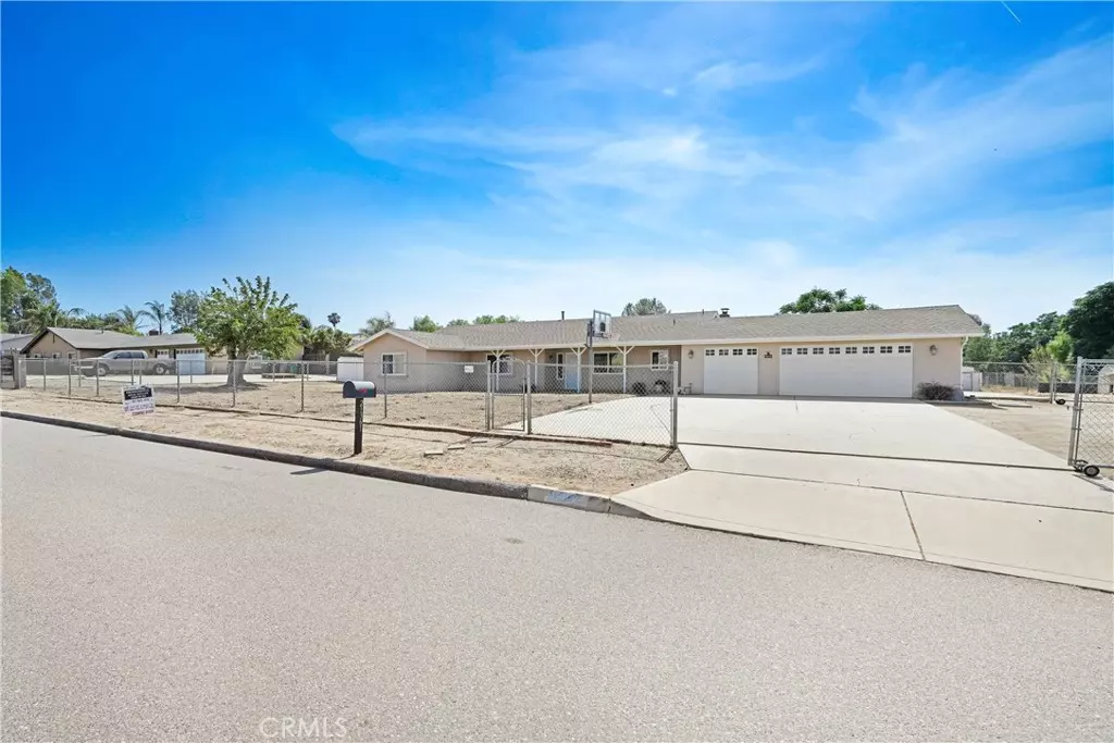 Nuevo, CA 92567,21361 Wren DR