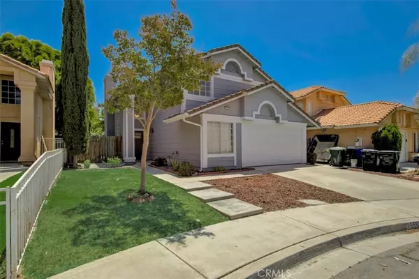 Fontana, CA 92337,15563 Garnet CT