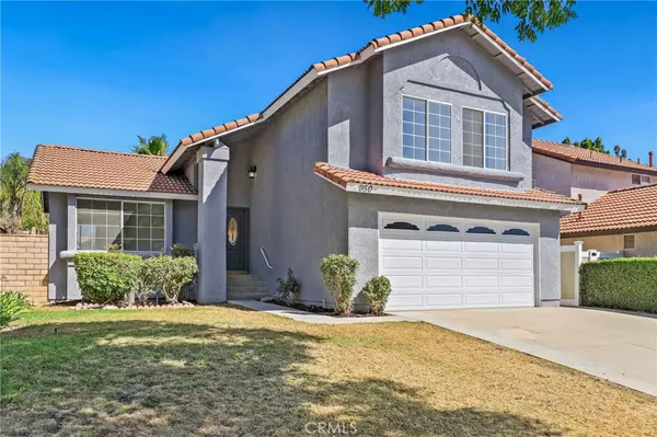 Corona, CA 92878,950 Hedges DR