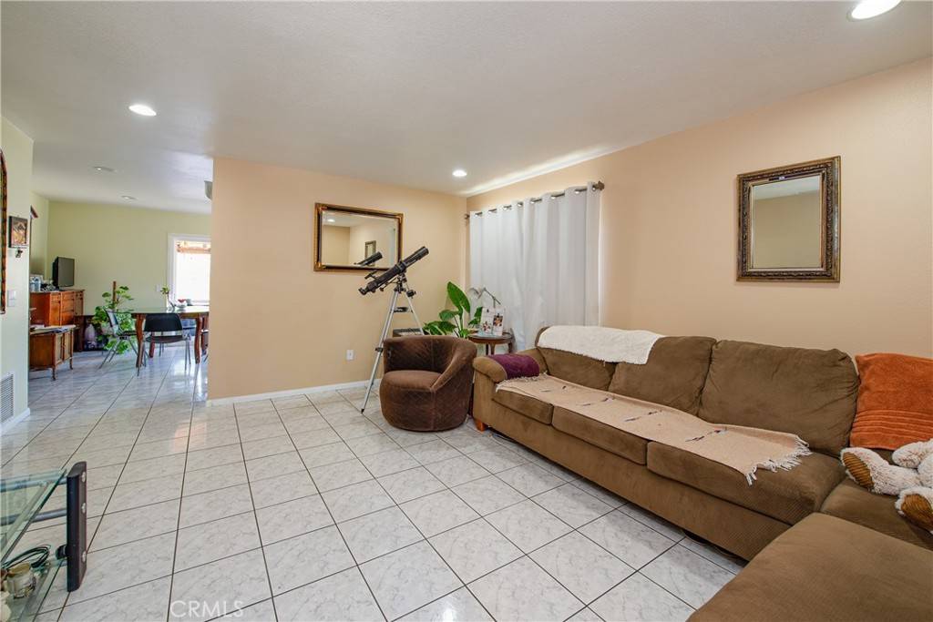 Riverside, CA 92503,9080 Daytona AVE