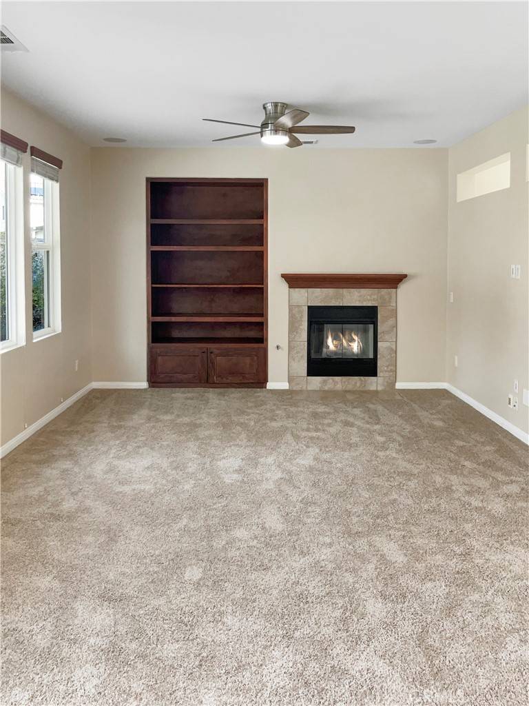 Beaumont, CA 92223,979 Queen Annes LN