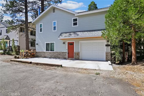 26136 Sky Ridge DR, Twin Peaks, CA 92391