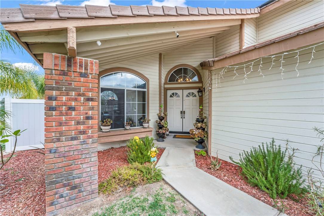 Corona, CA 92883,13128 Lucky Spur LN