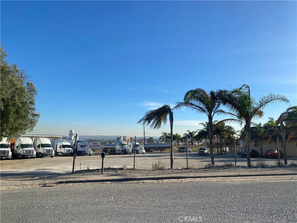 Jurupa Valley, CA 92509,2092 Van Dell RD