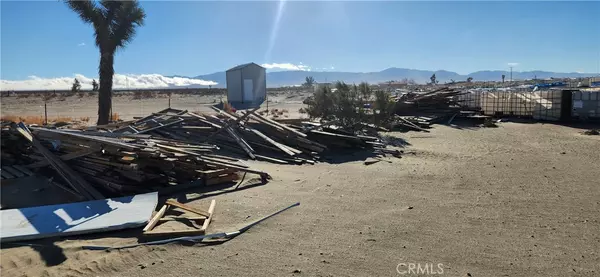Adelanto, CA 92301,7049 Vintage RD