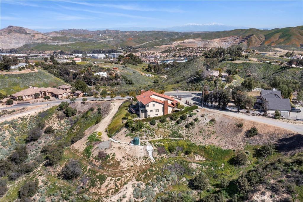Corona, CA 92883,8053 Weirick RD