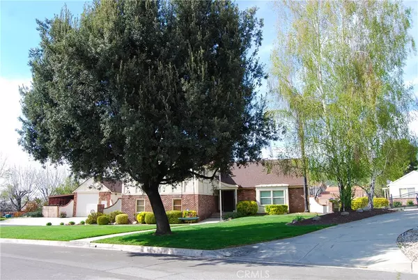 36430 Woodbriar ST, Yucaipa, CA 92399