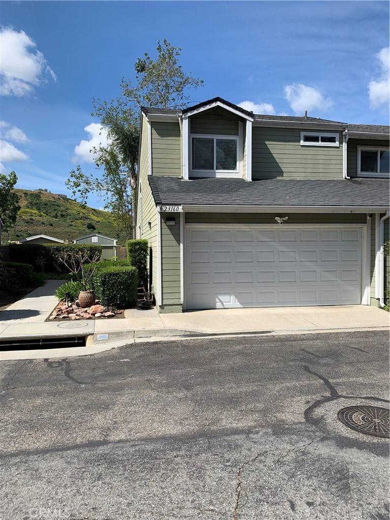 Yorba Linda, CA 92887,23160 Newport LN #9