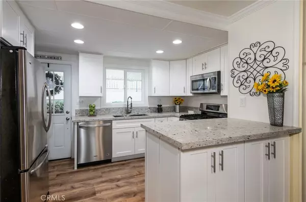 Yucaipa, CA 92399,12151 Fremont ST #77