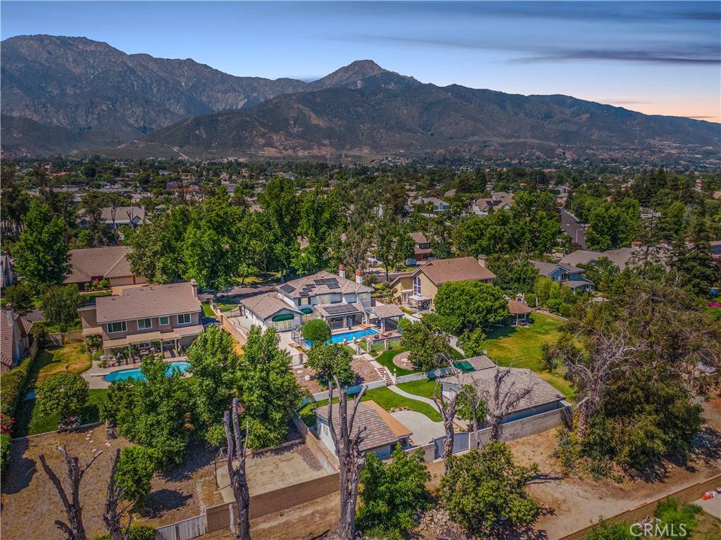 Rancho Cucamonga, CA 91701,8065 Thoroughbred ST