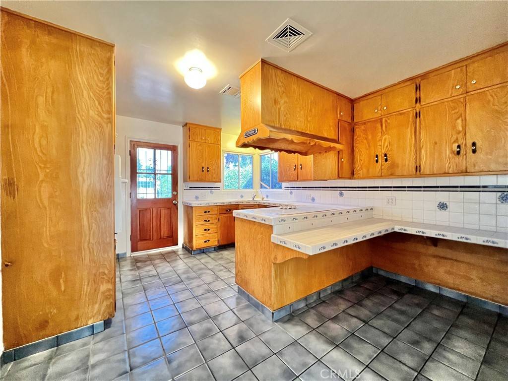 Riverside, CA 92503,3988 Stotts ST