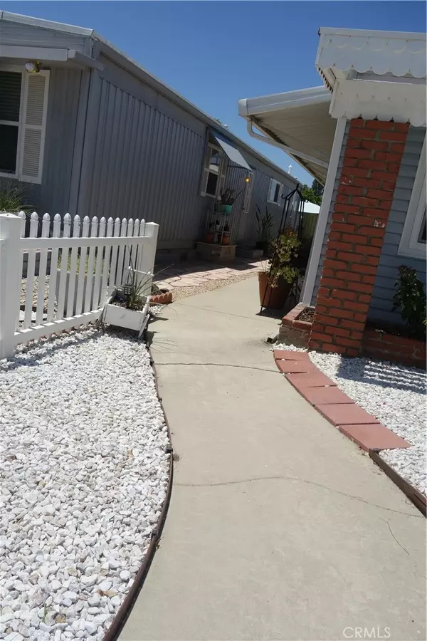 Hemet, CA 92543,755 S Elk ST
