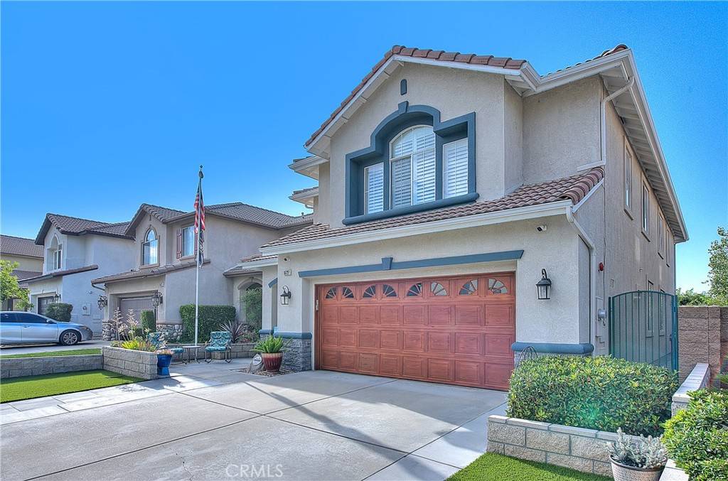 Fontana, CA 92336,16727 Colonial DR