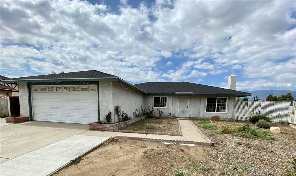 7920 Cherimoya DR, Fontana, CA 92336