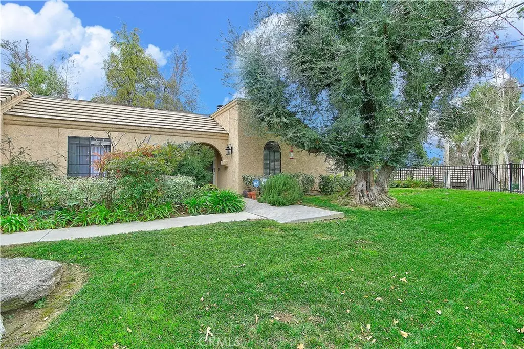 Riverside, CA 92507,600 Central AVE #415