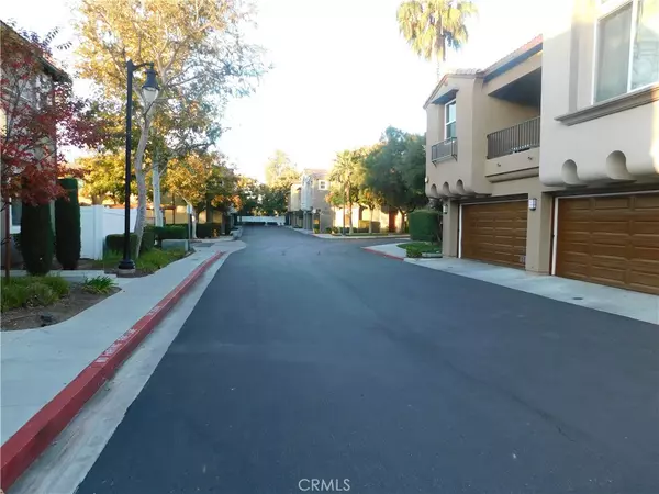 Moreno Valley, CA 92555,27946 John F Kennedy DR #A
