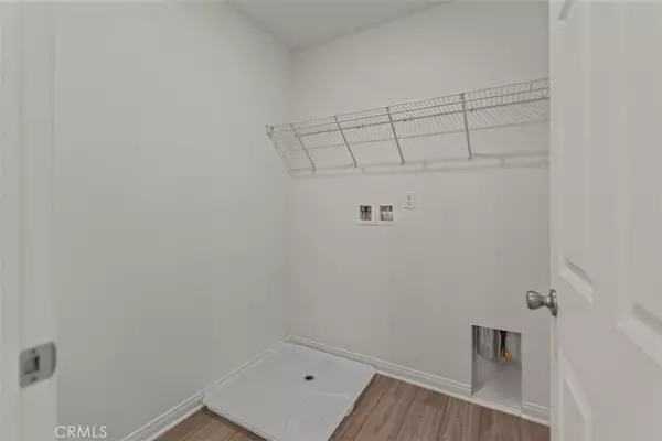 Ontario, CA 91761,3921 E Carmel Privado