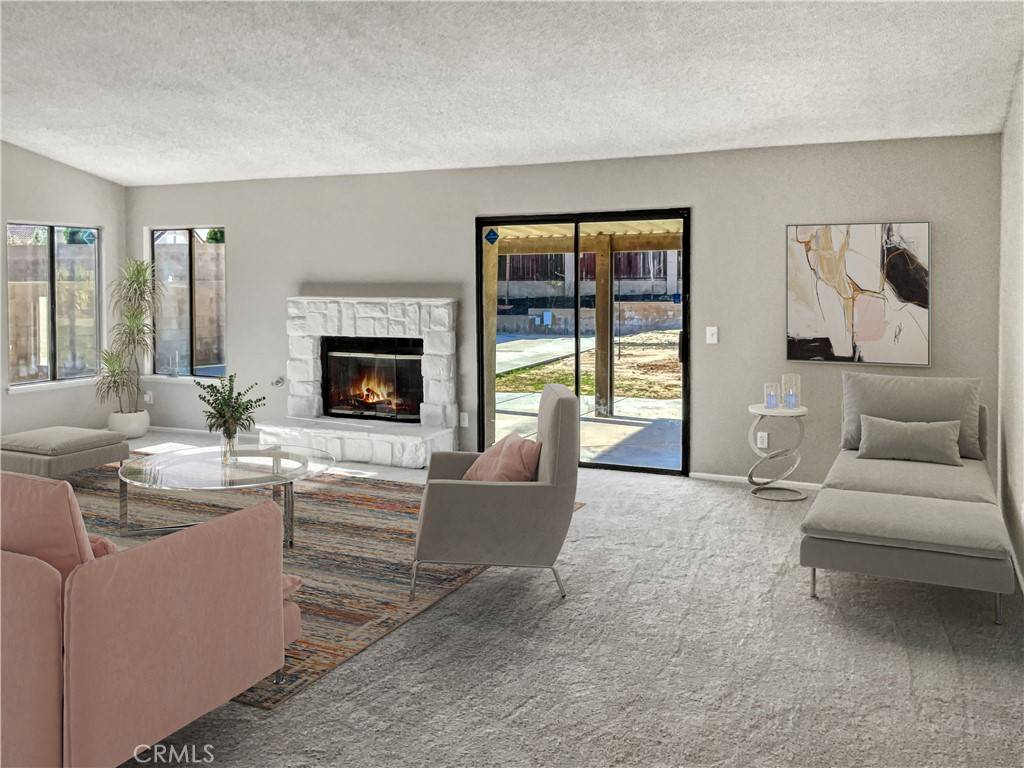 Hesperia, CA 92344,13571 Elm ST