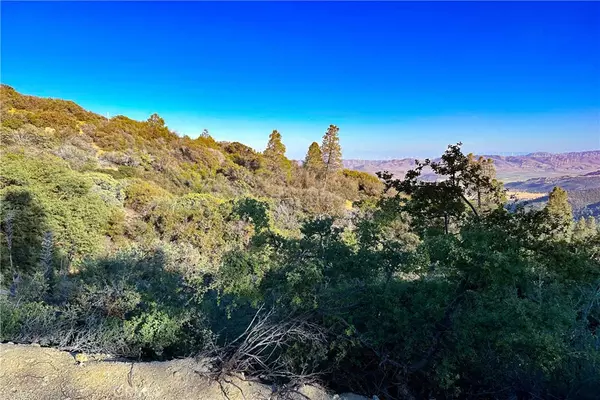 Tehachapi, CA 93561,1 Montclaire RD