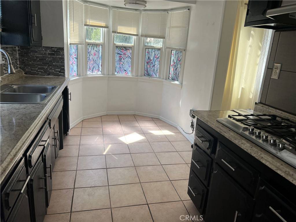 South Gate, CA 90280,10248 Stanford AVE