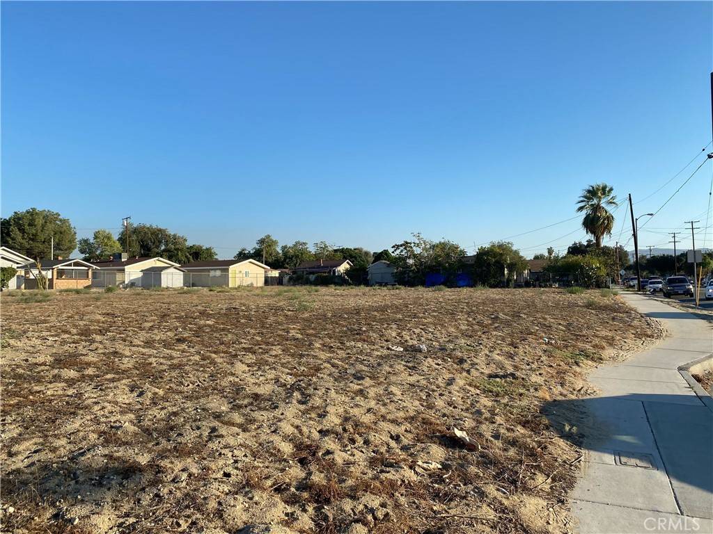 Redlands, CA 92374,0 E Lugonia AVE