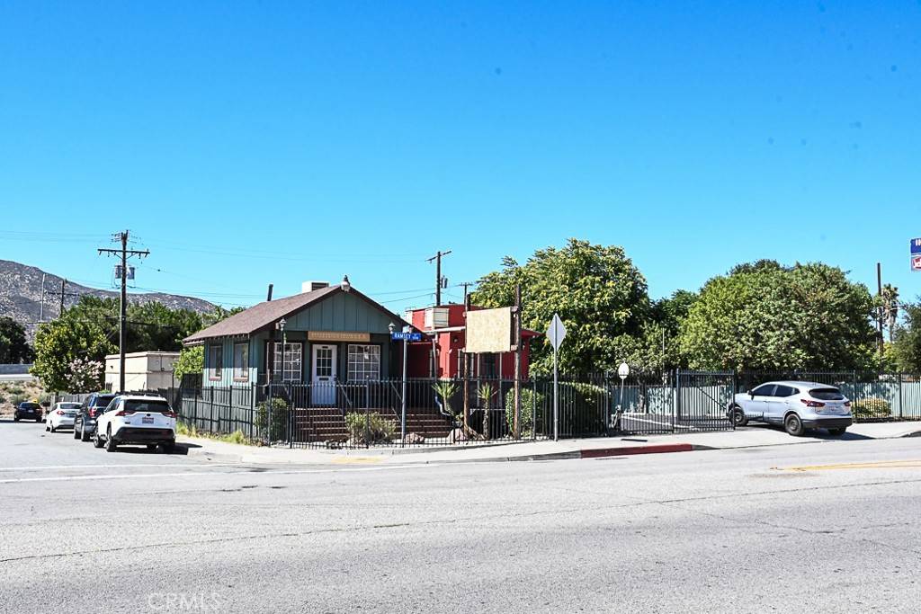 614 W Ramsey ST, Banning, CA 92220
