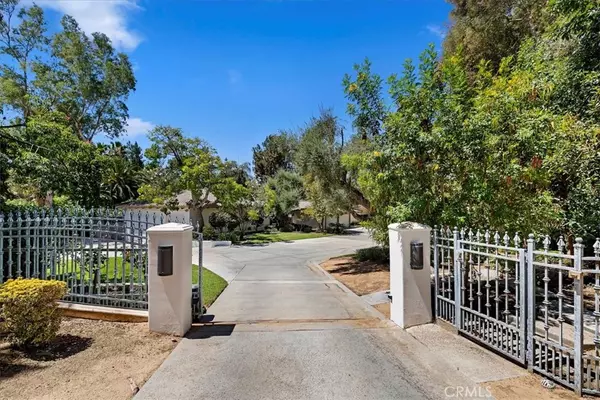 Riverside, CA 92506,2100 Hathaway PL