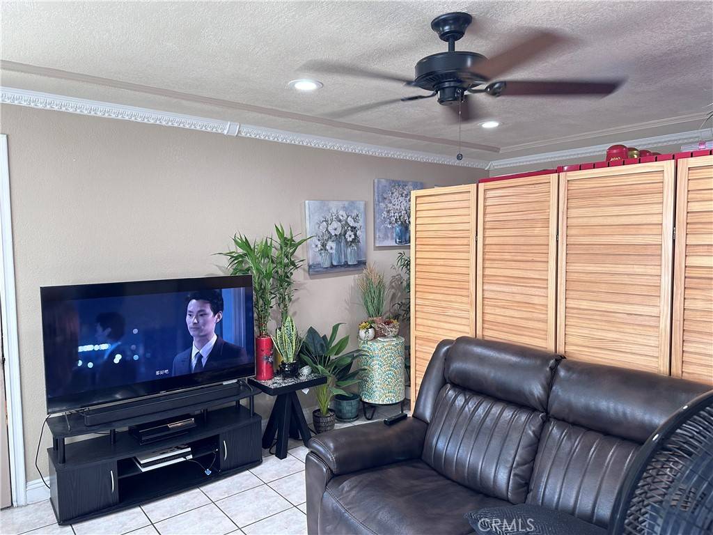 Bellflower, CA 90706,15615 Clark AVE