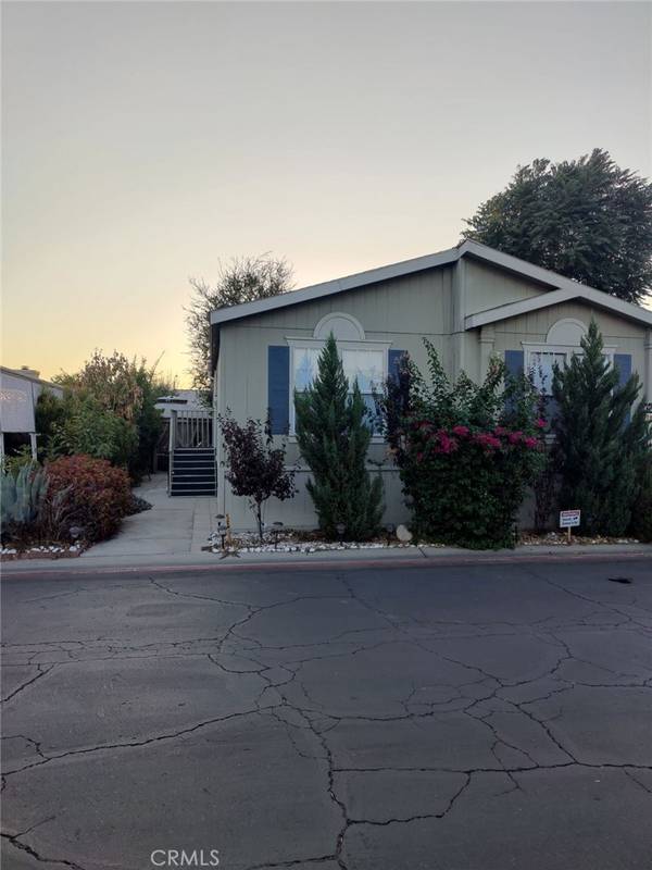 26245 Baseline ST #28, Highland, CA 92346