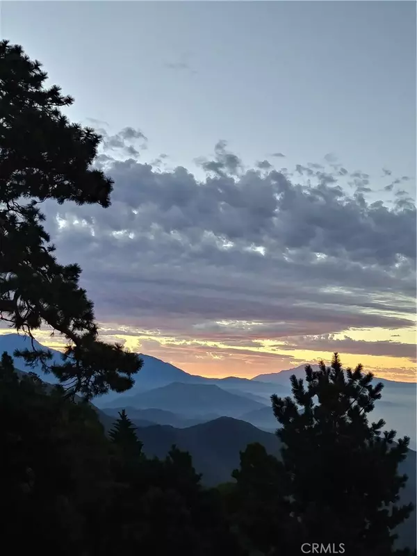 Crestline, CA 92325,22781 Crest Forest DR #2048