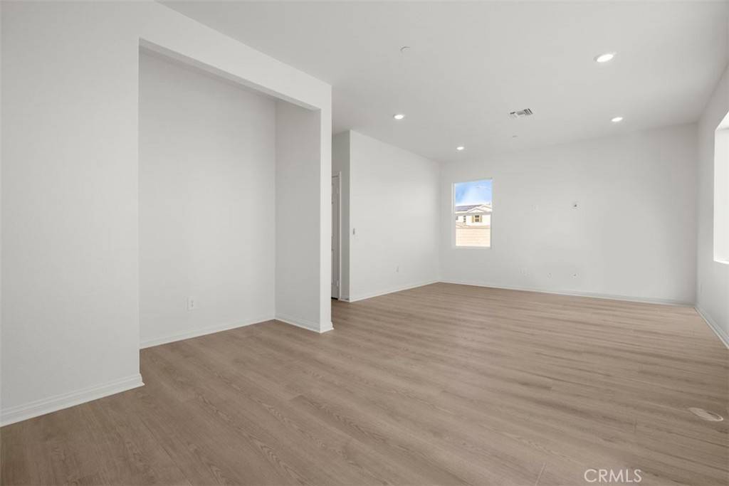 Menifee, CA 92585,27070 Kodiak CT