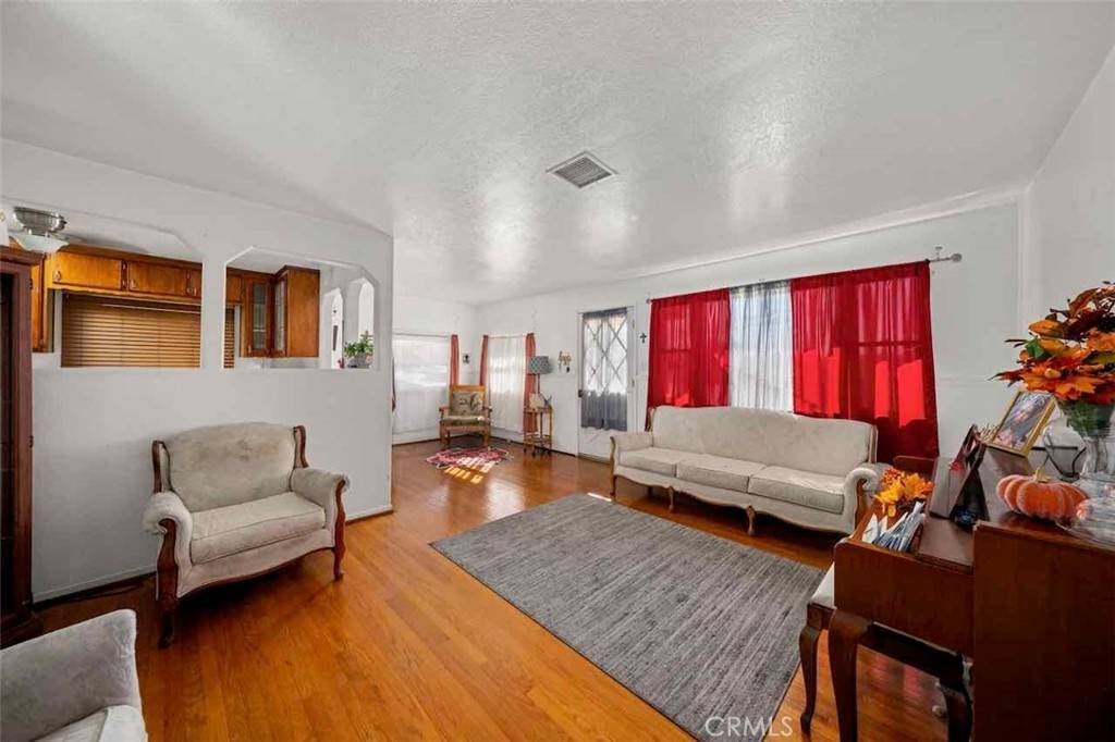 Riverside, CA 92503,9279 Indiana AVE